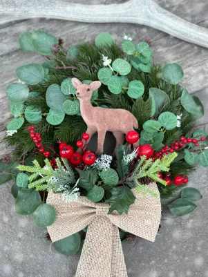 ‼️BOX na výrobu zimného venca so srnčekom a mašĺou 40cm.